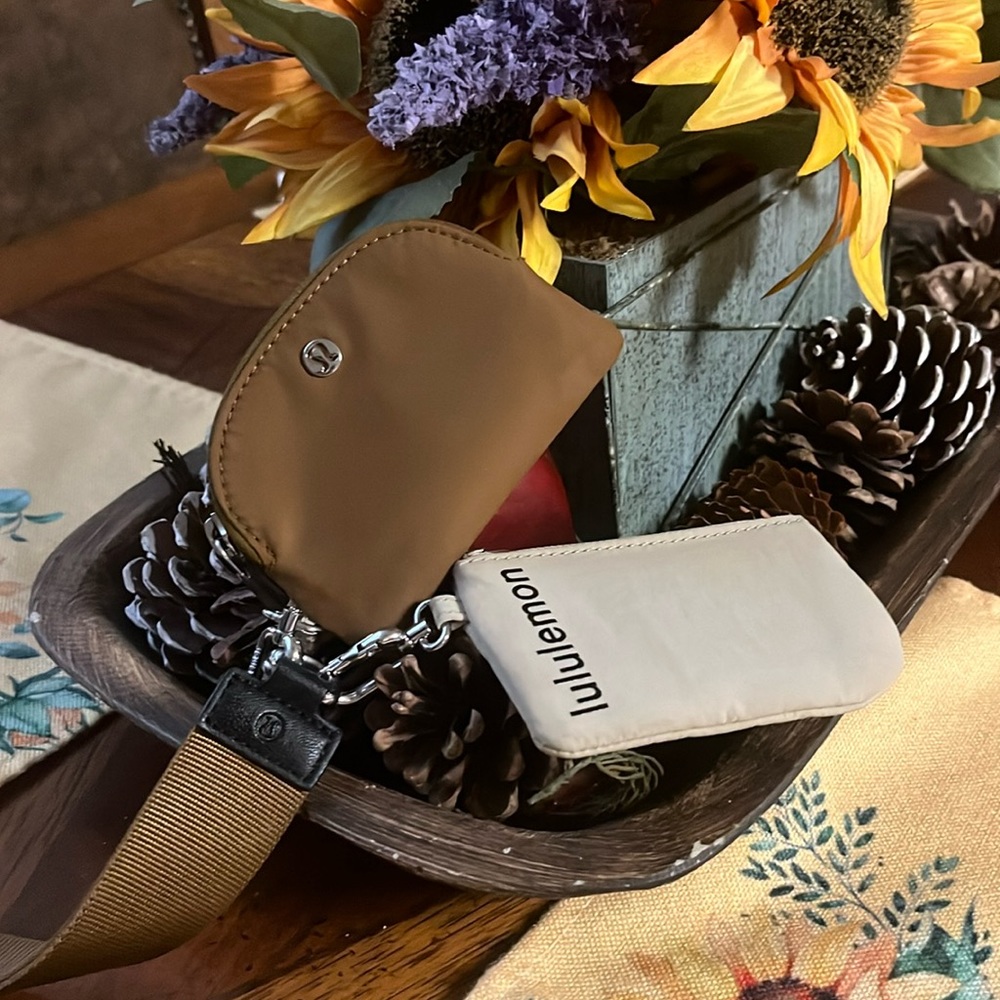 Dual Pouch Wristlet